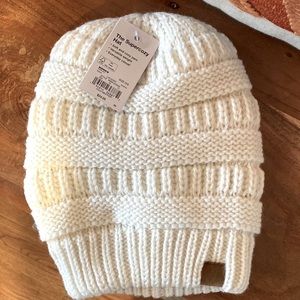 NWT Ivory Winter Beanie